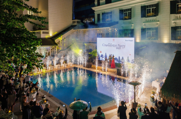 Poolside New Year’s Eve Countdown for 2 guests at Bamboo Bar