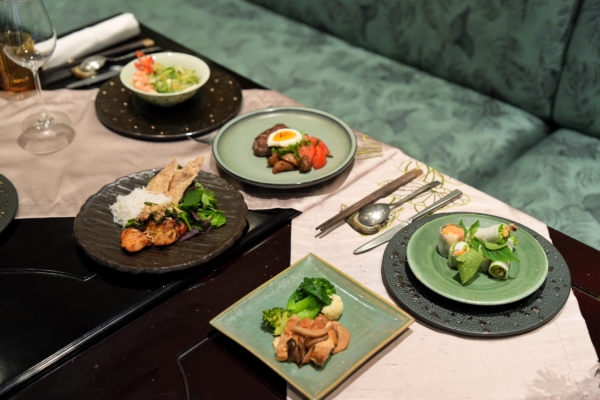 Buffet Trưa tại Nhà hàng Việt Spice Garden